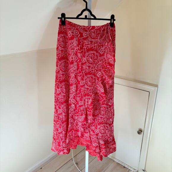 Universal Thread NWT Women's Ruffle Maxi Wrap Skirt Red Size M - Picture 2 of 10